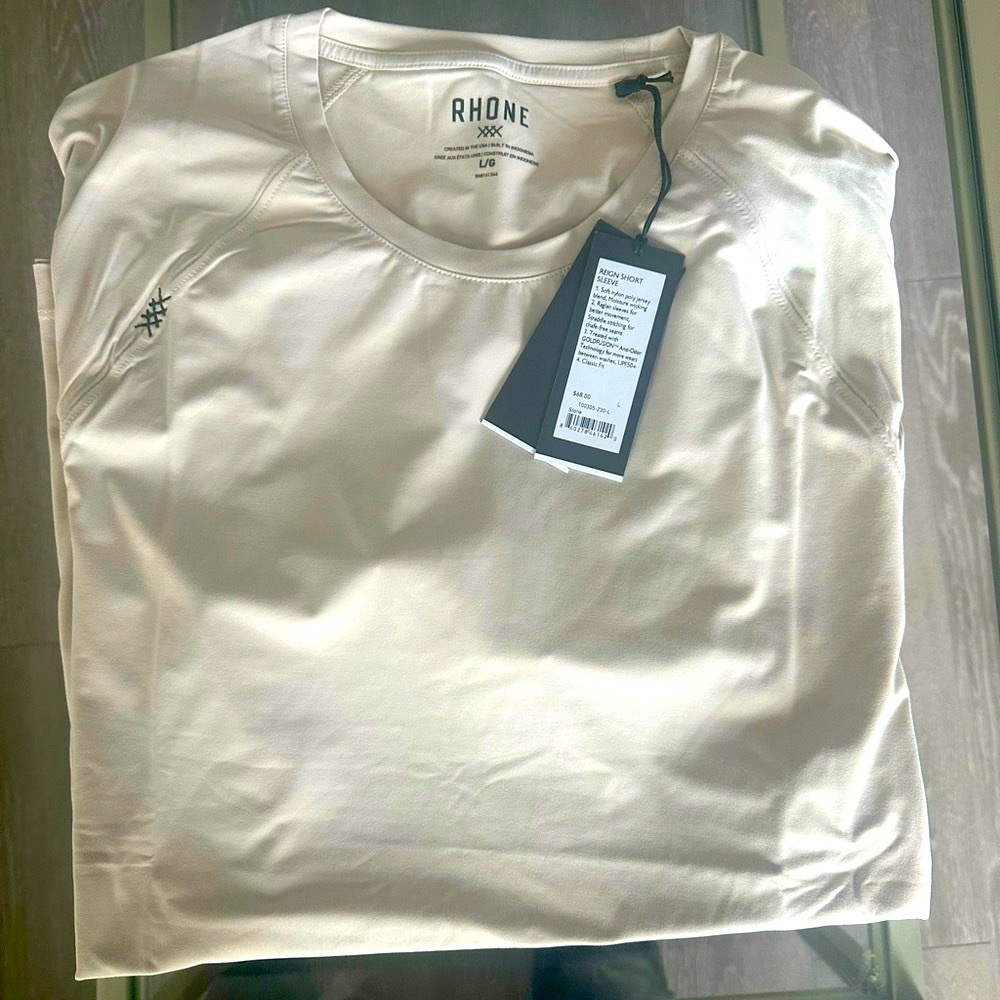 RHÔNE REIGN SHORT SLEEVE - STONE